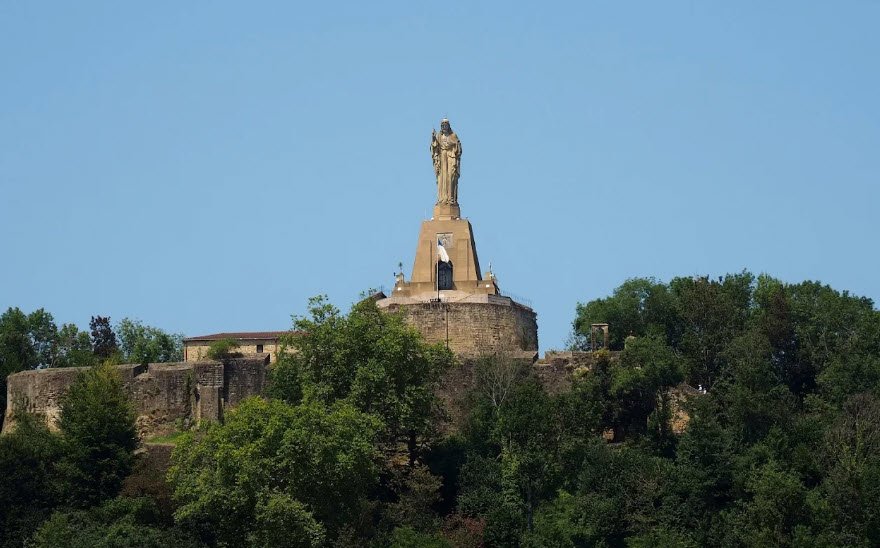 Motako Gaztelua, Spain